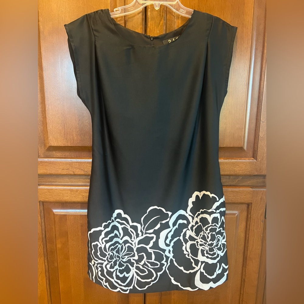 Boutique dress - size M